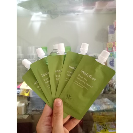 [2019] Nước hoa hồng Innisfree Da Hỗn Hợp Green Tea Balancing Skin Ex - 10ml