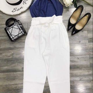 Set yếm xanh quần trắng
