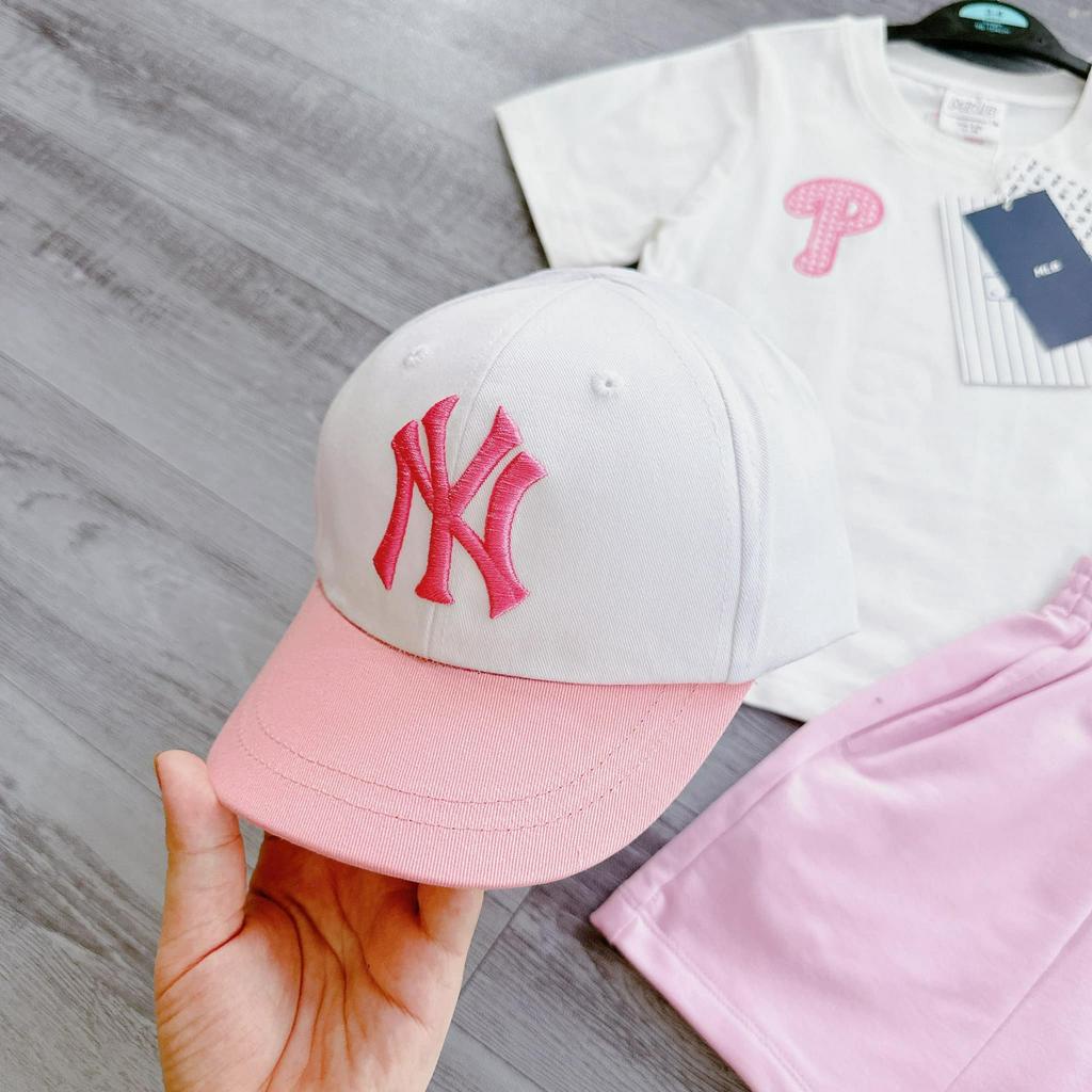 Bộ MLB thêu bé gái màu hồng có kèm nón size 12-23kg