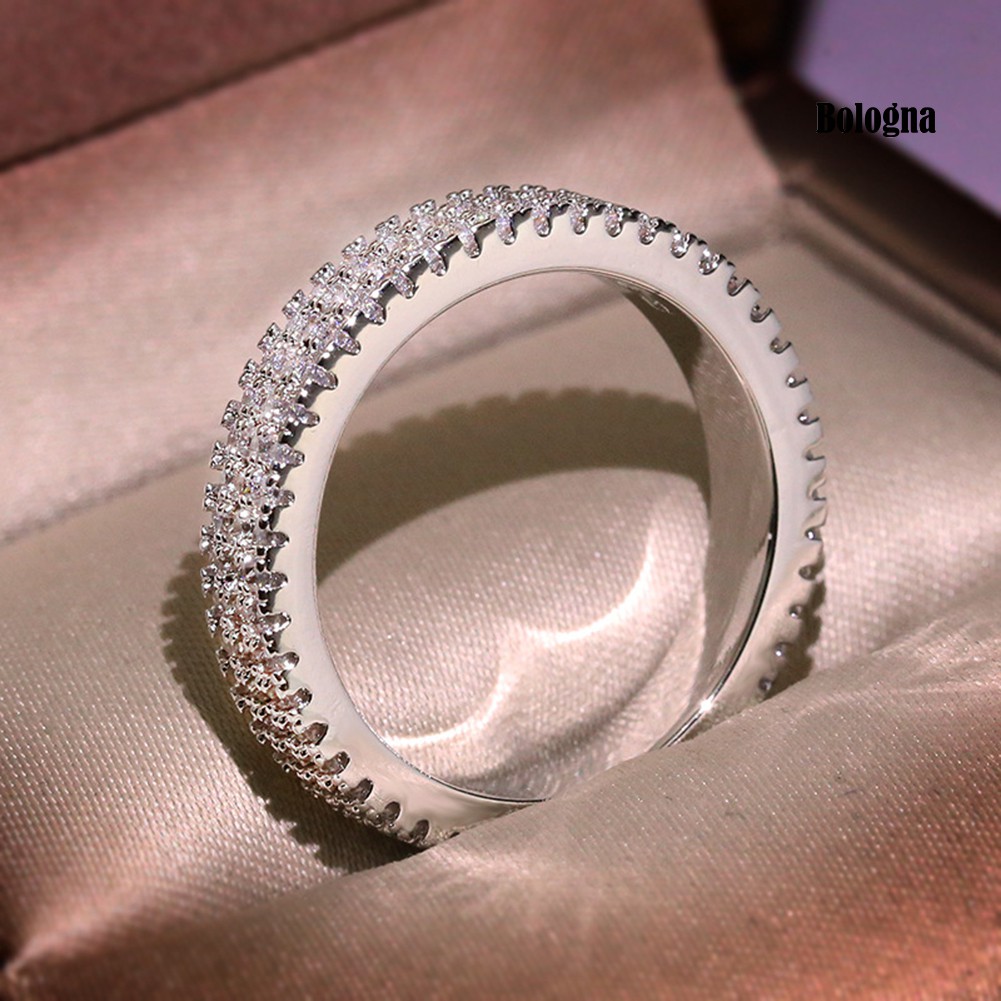 Nhẫn Đính Hôn Nữ Đính Đá Pha Lê Sang Trọng