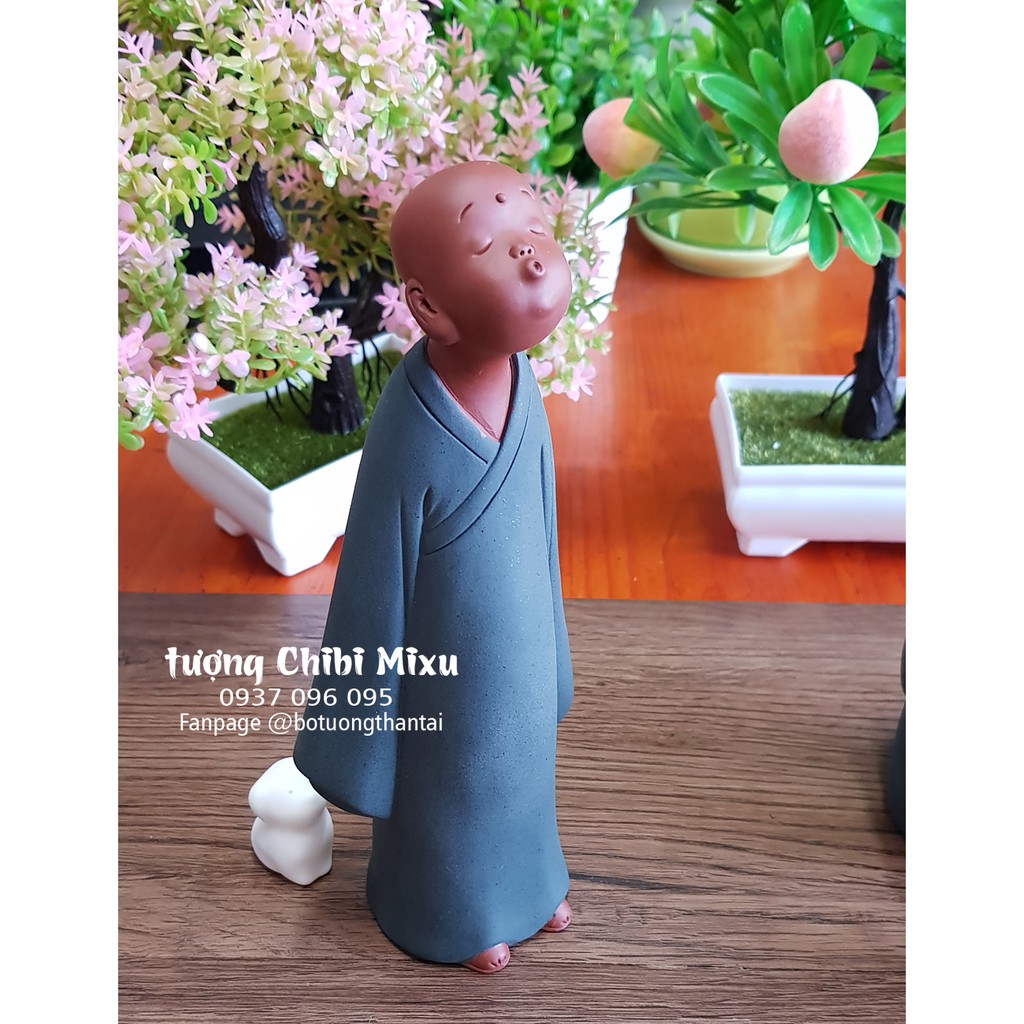 Bộ đôi hoàn hảo - 02 tượng chú tiểu bằng gốm tử sa cao cấp | BigBuy360 - bigbuy360.vn