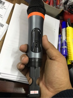 Mic bluetooth dành cho loa kéo