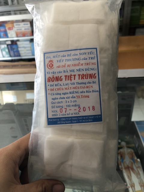 Bông tiệt trùng  vuông miếng