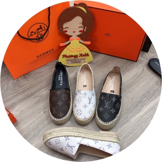 Giầy slip on viền cói