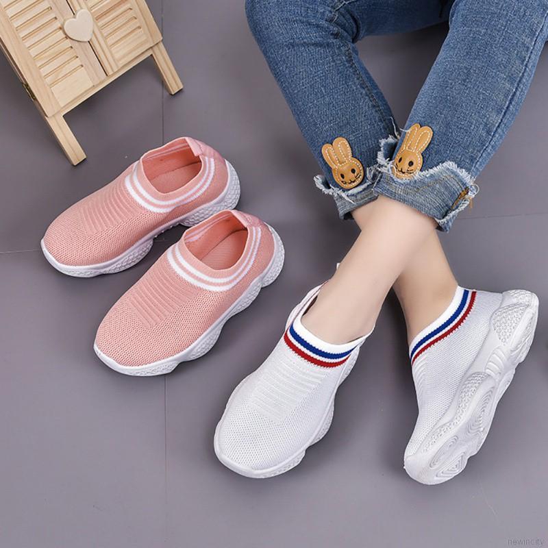 Giày thể thao phối màu phong cách Hàn Quốc năng động dành cho các bé