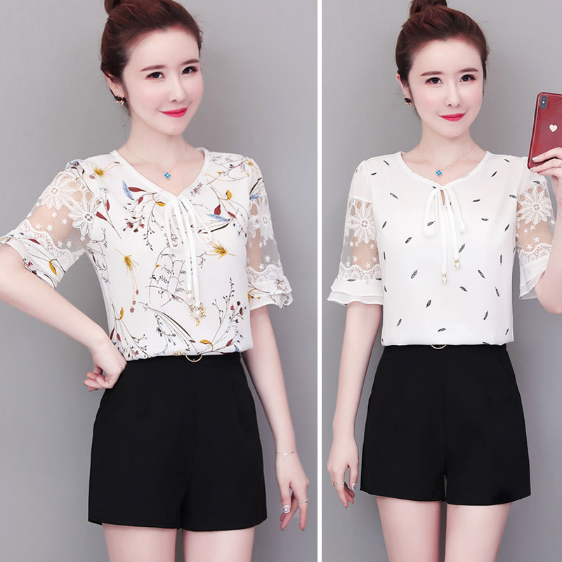 Áo Kiểu Tay Loe Họa Tiết Hoa Thanh Lịch Cho Nữ