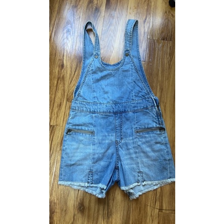 Pass thanh lý yếm jeans Genviet new