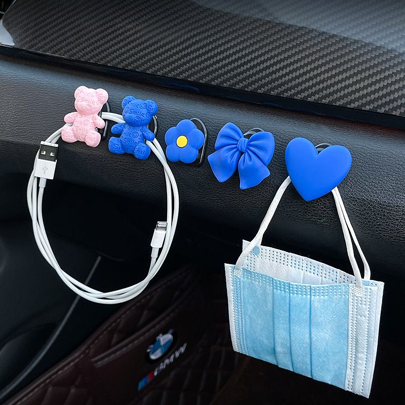 [Giá Nhà Máy] Móc Treo Đồ Mini Hình Gấu Hoạt Hình Dễ Thương Phù Hợp Với Xe Hơi Baoteng Toyota Honda BMW Và Các Xe Hơi Khác