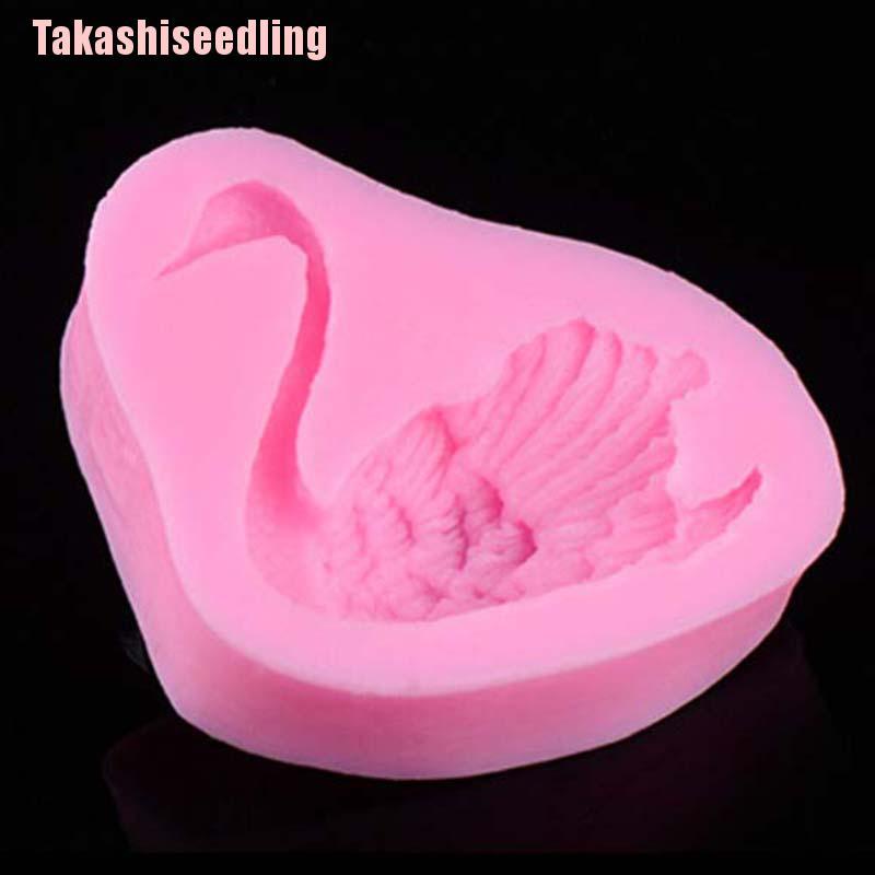 Khuôn Làm Bánh Chất Liệu Silicone Hình Thiên Nga Sáng Tạo