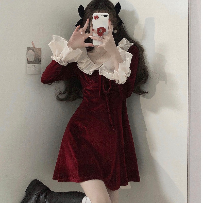 Đầm dự tiệc giáng sinh noel tay dài thu đông vải nhung ôm eo khâu cổ áo lá sen phối ren lưới ulzzang ( 2 màu ) đỏ tết
