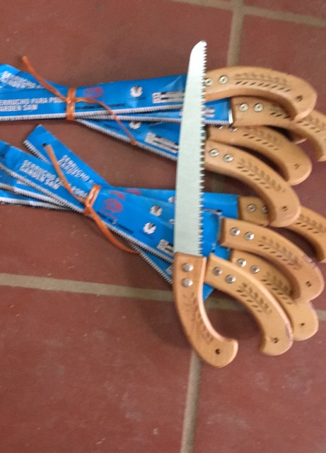 CƯA CÀNH TAY SIÊU SẮC