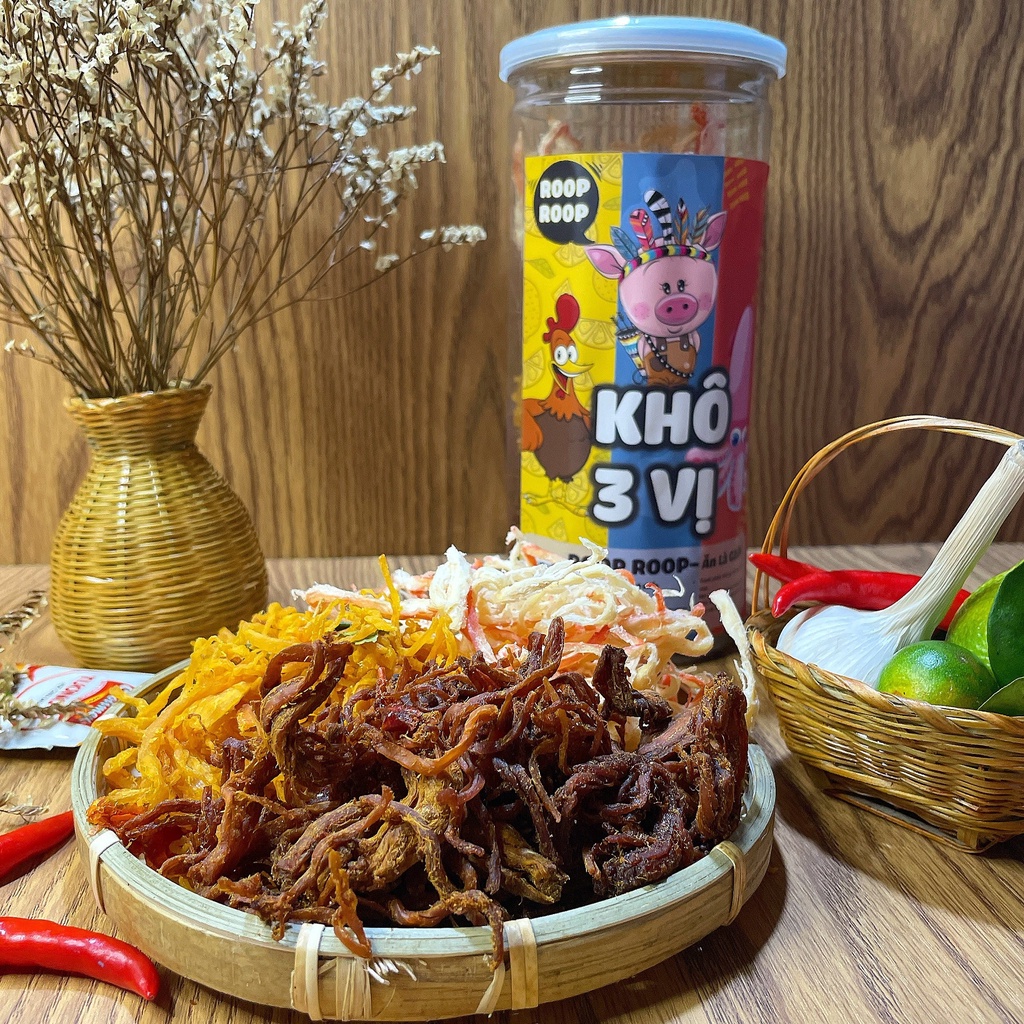 Khô gà mix Khô mực, heo 300g RoopRoop đồ ăn vặt Sài Gòn đô ăn vừa ngon vừa rẻ | BigBuy360 - bigbuy360.vn
