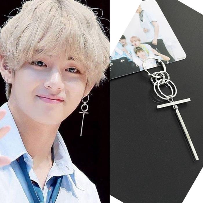 Khuyên tai idol nhiều vòng tròn thả gậy dài Jin BTS