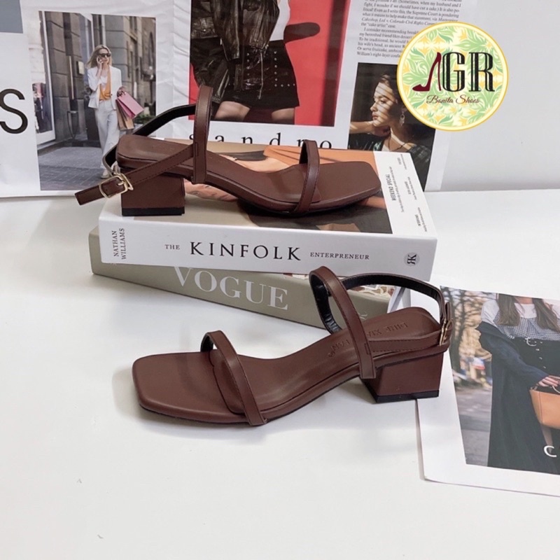 Sandal 2 quai hậu khoá gài siêu xinh gót 3p (hàng đẹp)