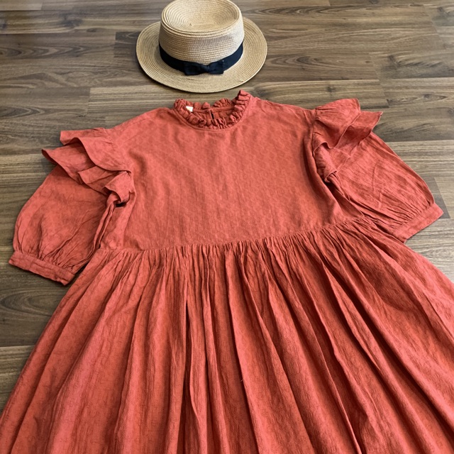 Đầm cam babydoll tiểu thư