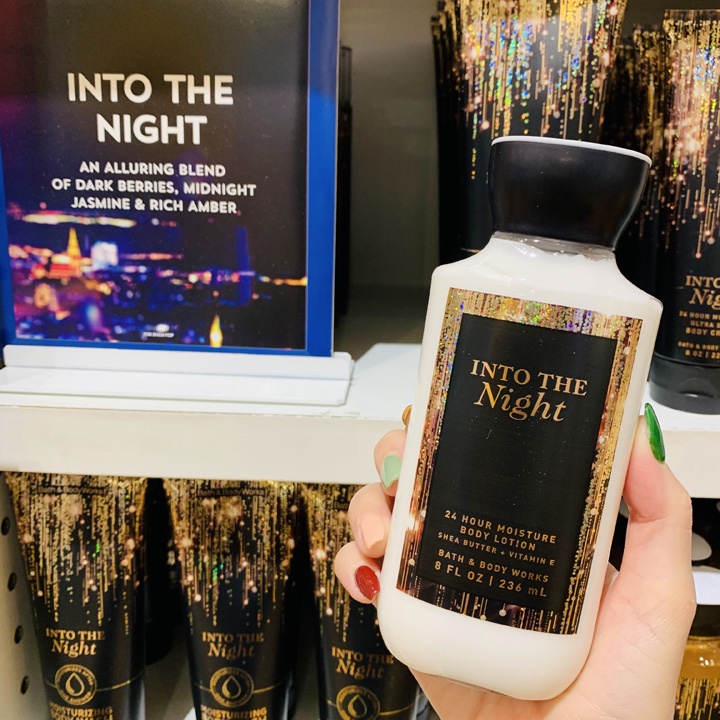 Sữa dưỡng thể Bath & Body Works - Into The Night (236mL) | BigBuy360 - bigbuy360.vn