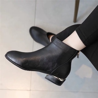 Bốt bệt cổ thấp