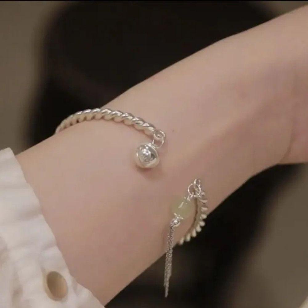 HEALMEYOU Hetian Vòng Đeo Tay Thủ Công Cổ Điển Đính Chuông chalcedony Một Bước Làm Quà Tặng Sang Trọng Nhẹ Nhàng Phong Cách Trung Hoa Dành Cho Bạn Nữ