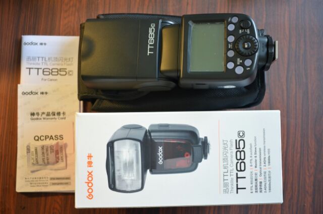 Đèn flash godox TT685C