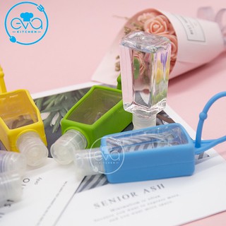 Chai Chiết Mỹ Phẩm Nhựa Pet Nắp Bật 30 Ml Kèm Vỏ Bọc Silicone Có Dây Treo Tiện Lợi