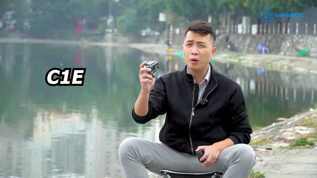 Camera Hành Trình Xe Máy C1E – 4K 60fps 24MP Chống Rung – Camera Hành Động Quay Vlog Giá Rẻ | BigBuy360 - bigbuy360.vn