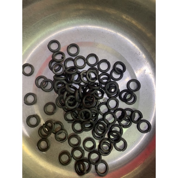 Long đen vênh-phẳng màu đen hàng 8.8 m5-6-8-10-12-14-16