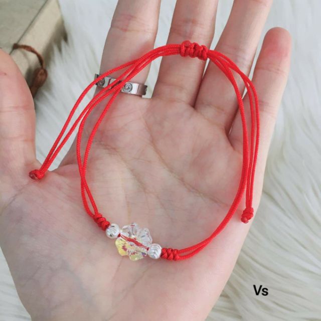 Vòng chỉ đỏ tết 4 lá pha lê mix bi bạc