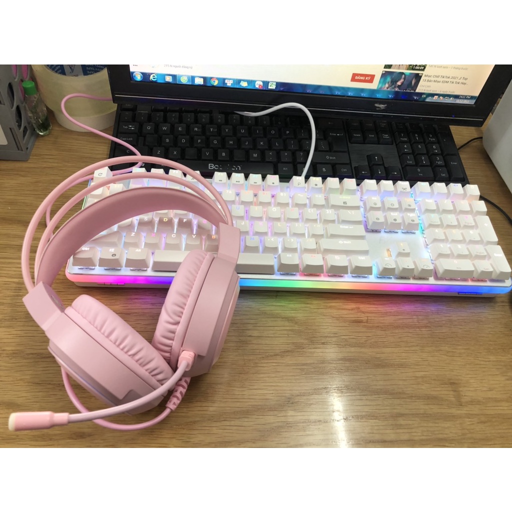 Bàn phím cơ Royal Kludge RK918 Led RGB có kê tay gấp gọn