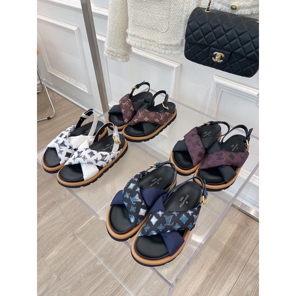 Sandal đế bằng cao giày quai vải chéo bản to thương hiệu Louis Vuitton LV cao cấp