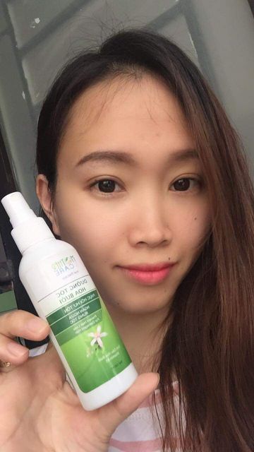 Xịt dưỡng tóc hoa bưởi