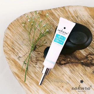 Kem Đặc Trị Mụn, Mờ Thâm Sakura Acne Clearing Cream 25g