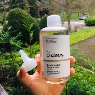 Toner Nước Hoa Hồng The Ordinary Glycolic Acid 7% Toning Solution pH~3.6