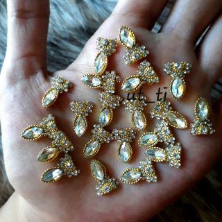 Charm cụm đá nail mã 15