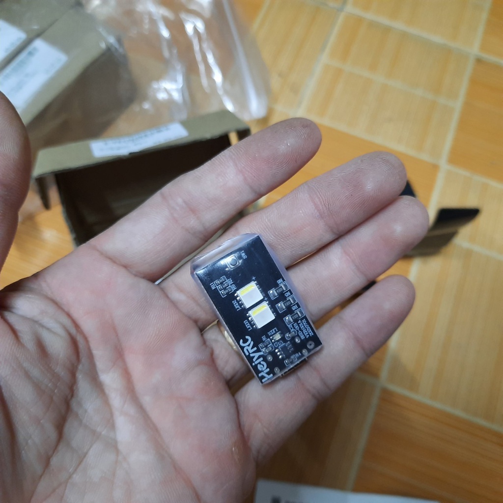 Đèn chiếu sáng gắn flycam DJI mini 3 pro /MINI 2/AIR2/2S/3PRO//mavic3 có chức năng chiếu sáng và nháy - Phụ kiện flycam