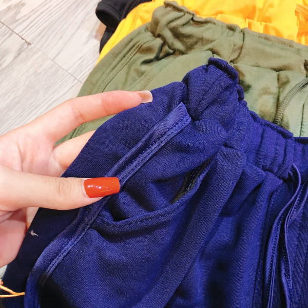 Quần sooc thái xẻ vạt 5 màu nữ - Short đùi da cá thun trơn ulzzang HOT | BigBuy360 - bigbuy360.vn