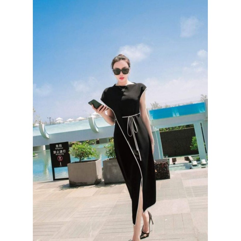 Váy 2 tà thiết kế