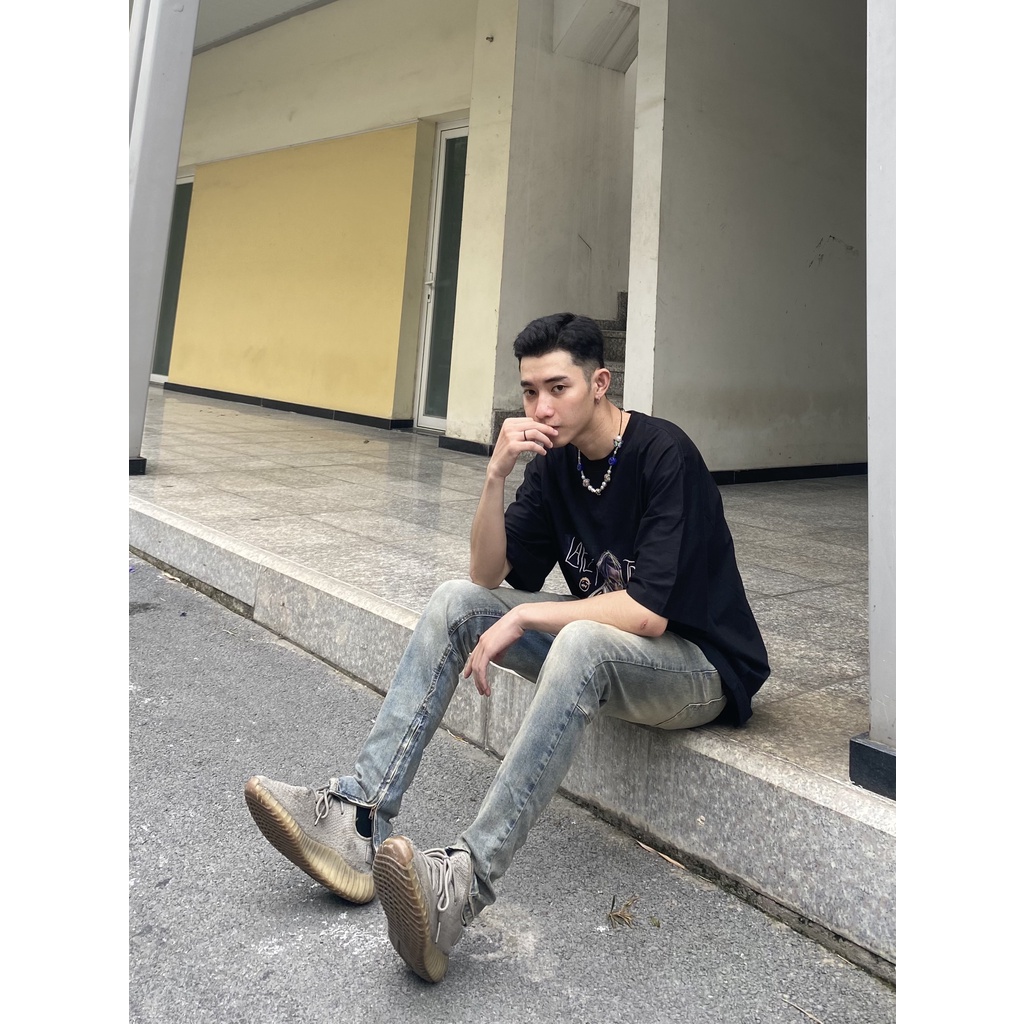 Quần jean nam cao cấp streetwear AMA màu xanh wash bụi form slimfit chất jean co giãn, thoải mái.