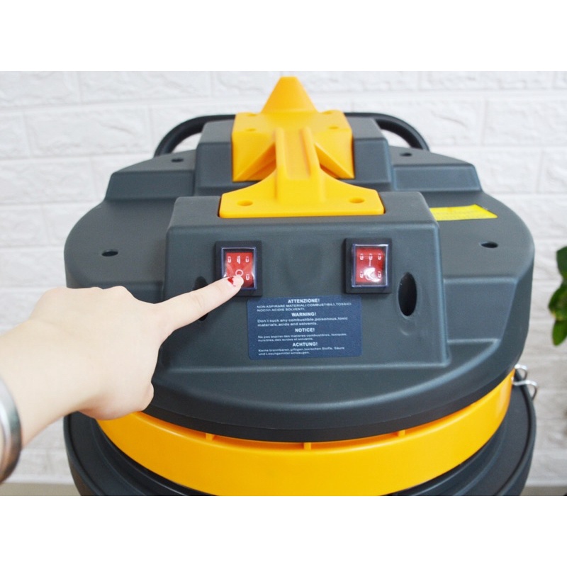 Máy hút bụi công nghiệp Camry  70 lít