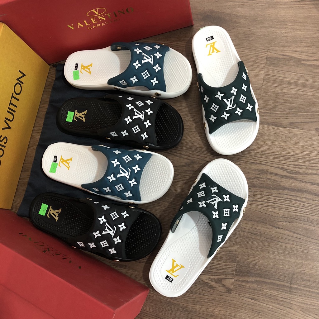 Dép Louis Vuitton Đính Cúc (LVCM)