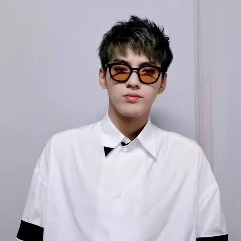 Kính râm gọng vuông cá tính kính mát thời trang nam nữ  KM17 | BigBuy360 - bigbuy360.vn