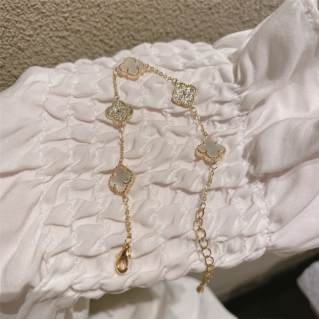 Vòng tay zircon cỏ bốn lá thời trang