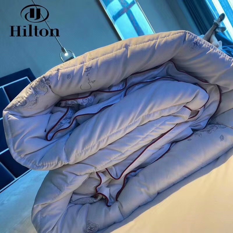 Chăn Hilton Cao Cấp 3kg_Ruột Chăn Phao Lông Vũ_Hàng Nhập Khẩu Nguyên Tem Mác
