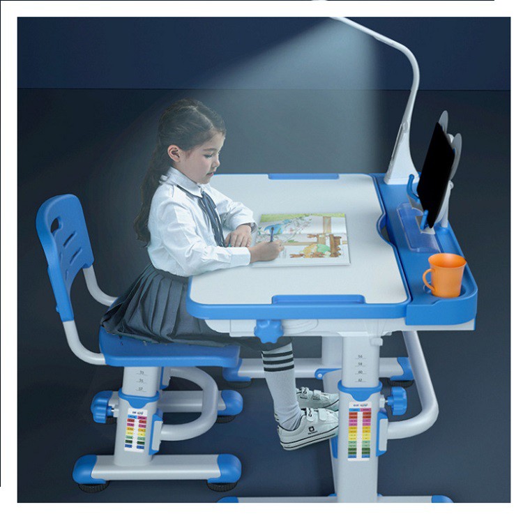 ⭐Ảnh thật⭐ Bàn học chống gù kèm đèn kỹ thuật số và ghế dành cho trẻ em BAH057