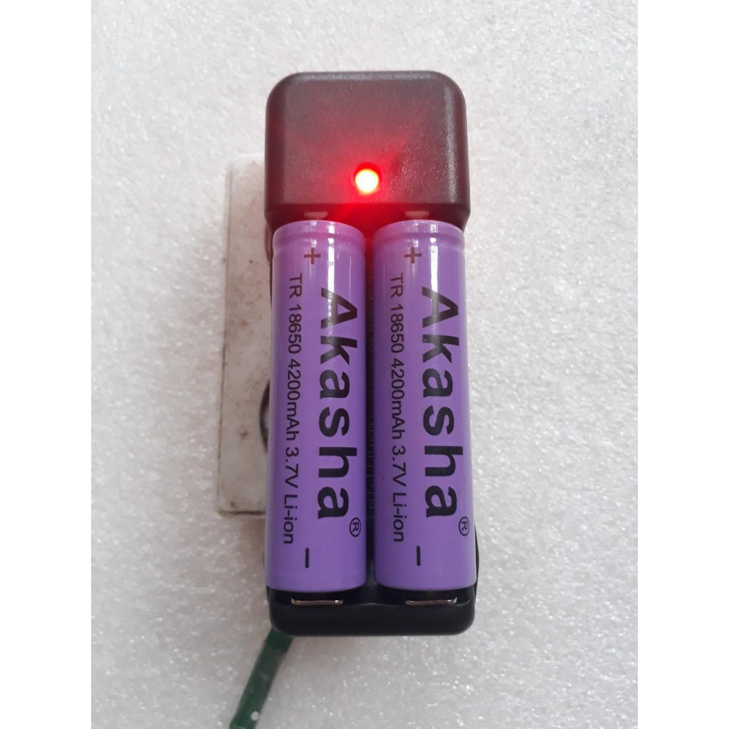 Bộ sạc pin đôi dùng cho các loại pin li-ion 18650 16340 14500 sạc pin quạt mini ,đèn pin siêu sáng ...