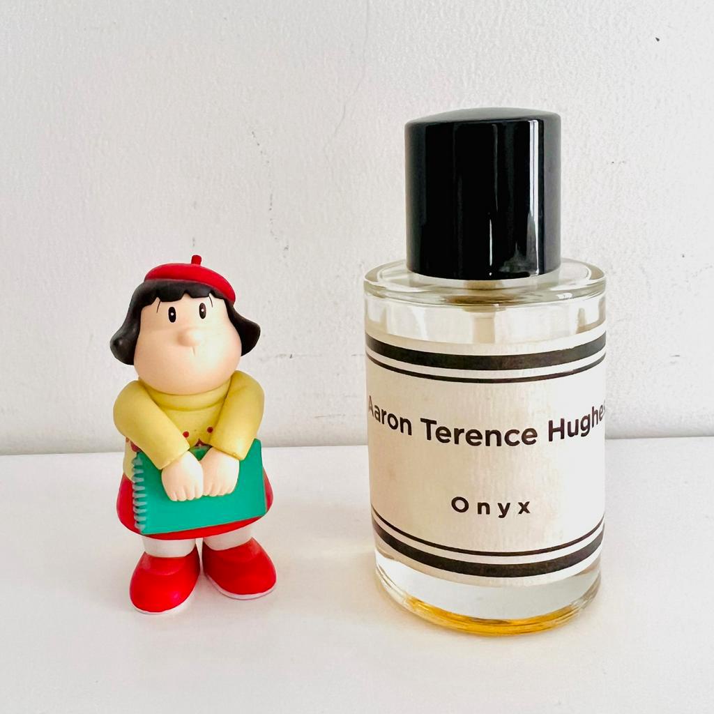 Nước hoa Onyx  của Aaron Terence Hughes chính hãng