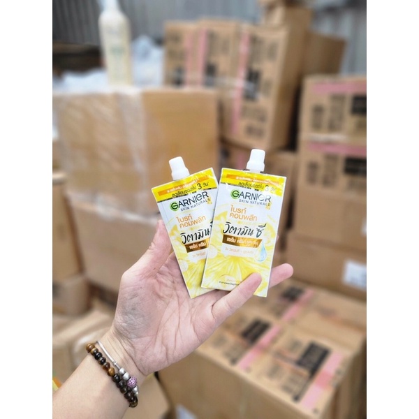 Kem nám thái lan clobetamilg màu vàng