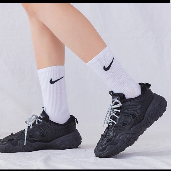 Tất nike - Vớ Nike cổ cao - cổ lửng Nhiều Màu  Nam Nữ Phối cùng sneaker cực đẹp