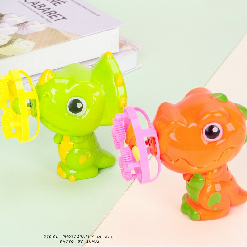 Bắn bong bóng xà phòng kèm QUẠT KHỦNG LONG 2in cầm tay