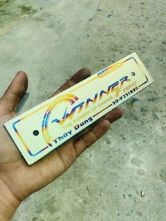 Bảng tên titan xe máy