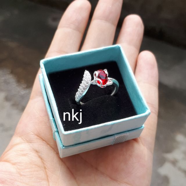 NHẪN HỒ LY BẠC TA CÓ NHIỀU MÀU